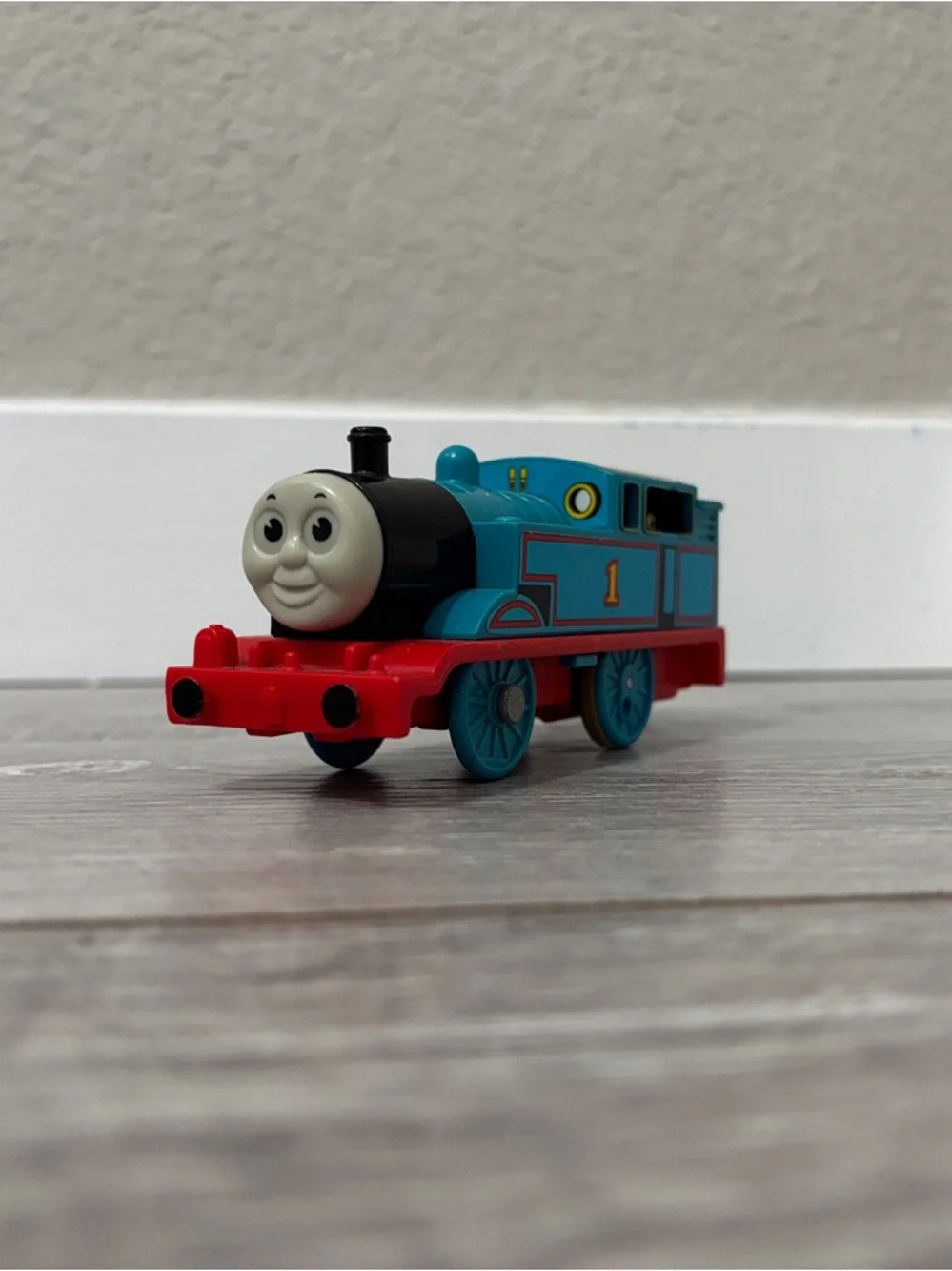 Motorized TOMY Thomas 1992 - WORKS!